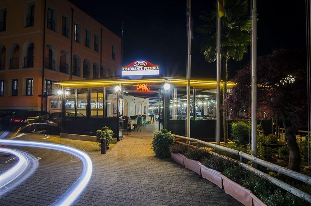 Hotel Socrate Lavena Ponte Tresa Kültér fotó